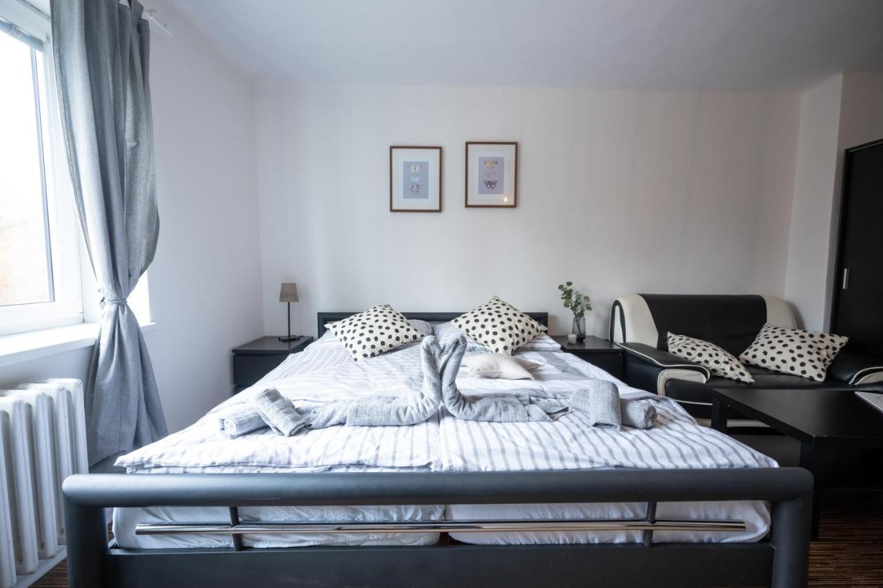 Apartmány Lanna Ceske Budejovice Esterno foto